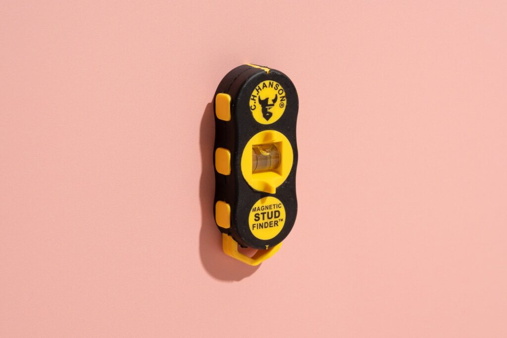 CH Hanson 03040 Magnetic Stud Finder