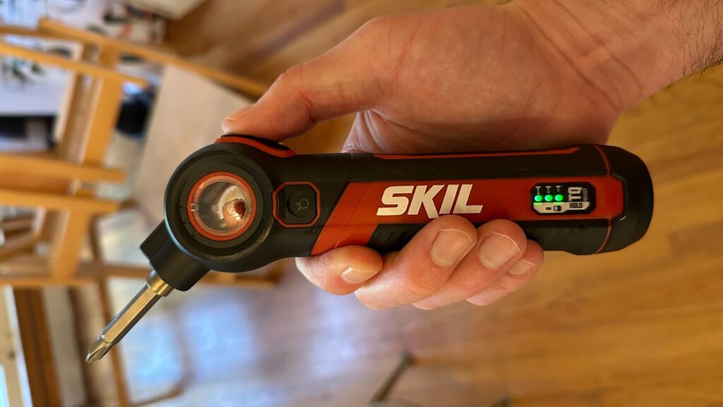 SKIL Rechargeable 4V Cordless Screwdriver
