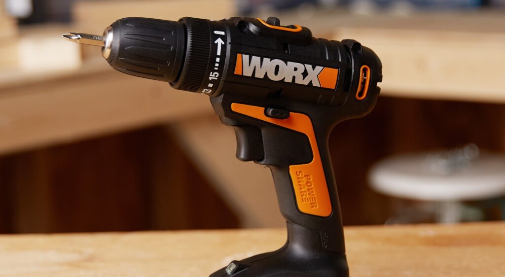 WORX WX101L 20V Power Share Drill/Driver Kit