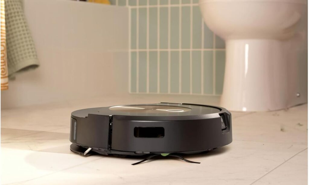 iRobot Roomba j9+ – The Pet Owner’s Dream Vacuum