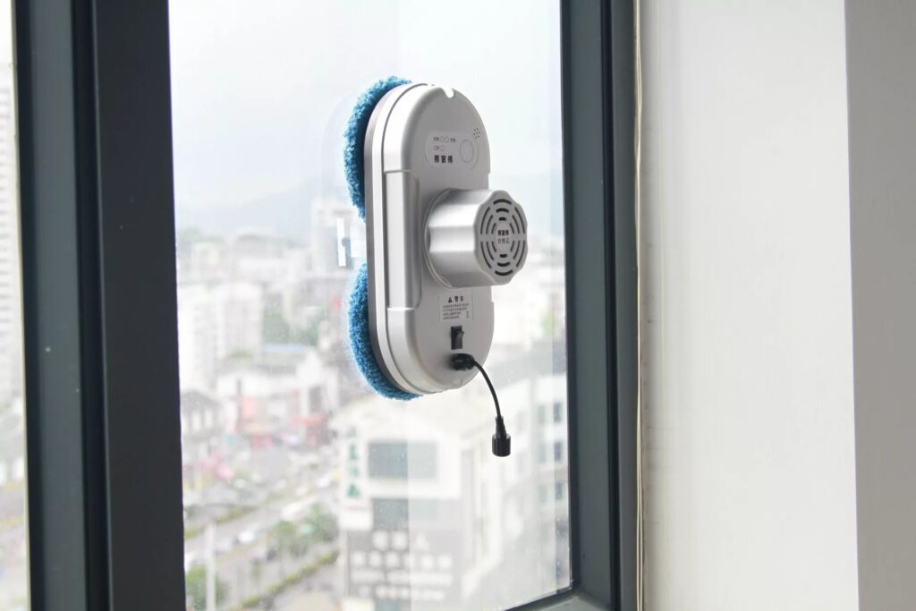 How a Window-Cleaning Robot Fits into Everyday Life