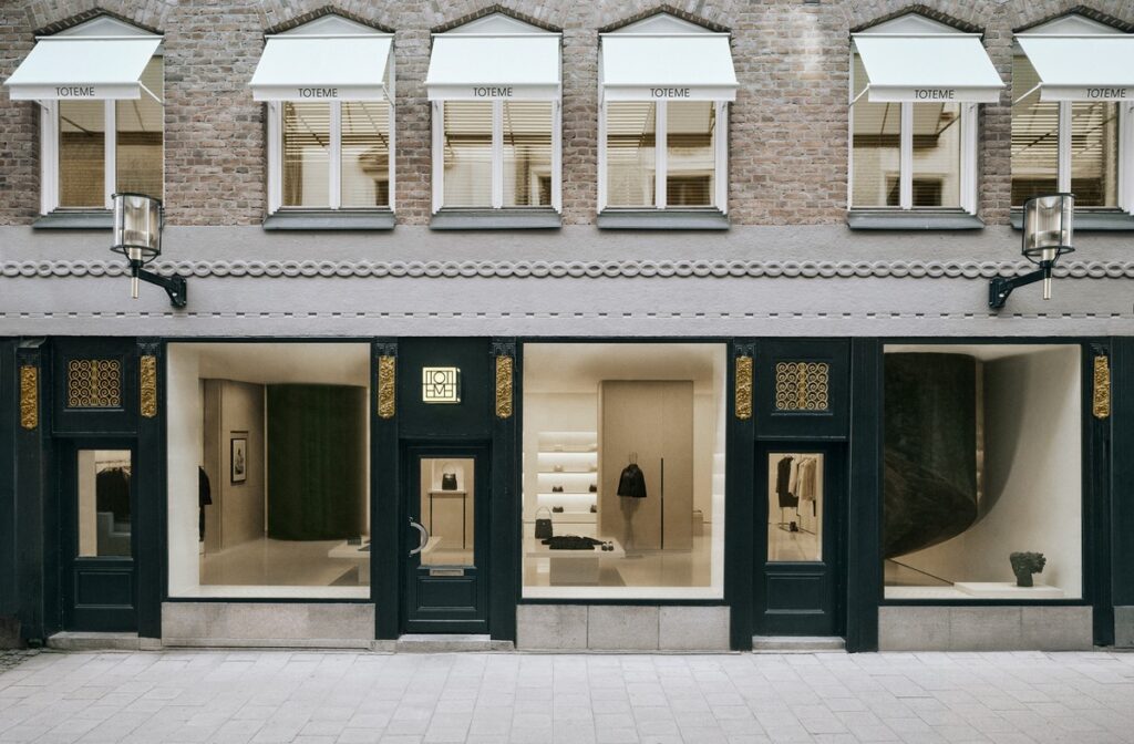 The Totême Way – Proportion as Poetry