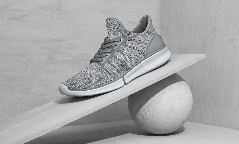 Xiaomi Mijia Smart Sneakers (China)