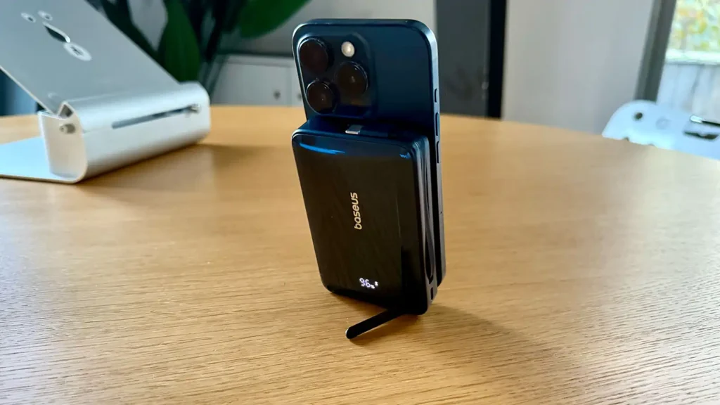 Baseus Nomos Kickstand Wireless Battery (10 000 mAh · 45 W)