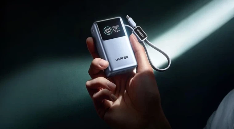 UGREEN Revo Hybrid Solar Power Bank