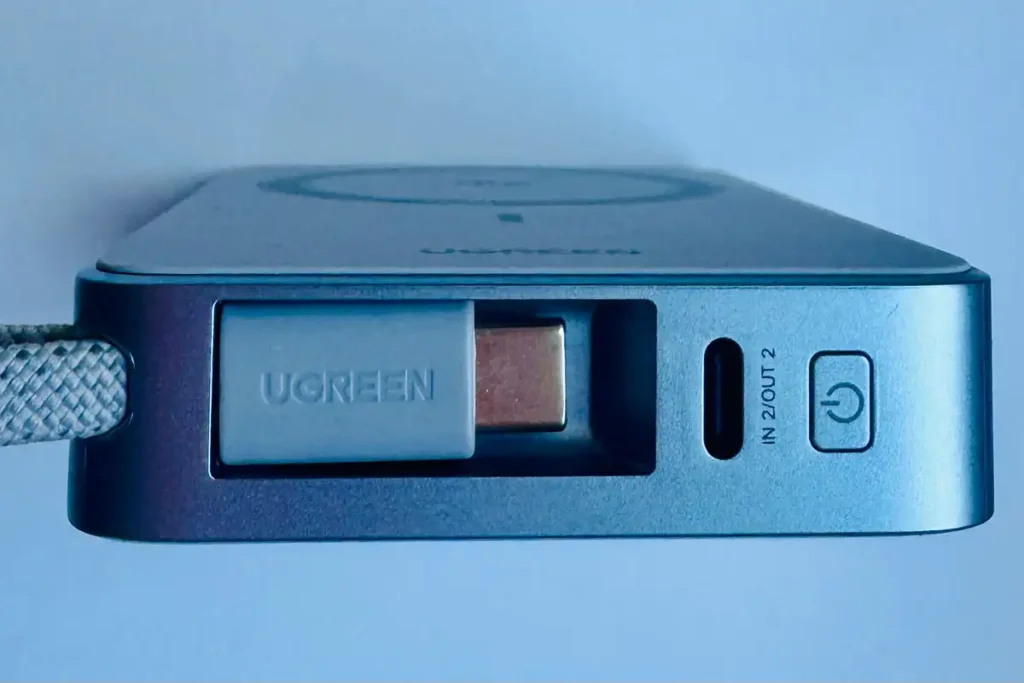 UGREEN MagFlow Magnetic Wireless Power Bank (10,000mAh, 25W)