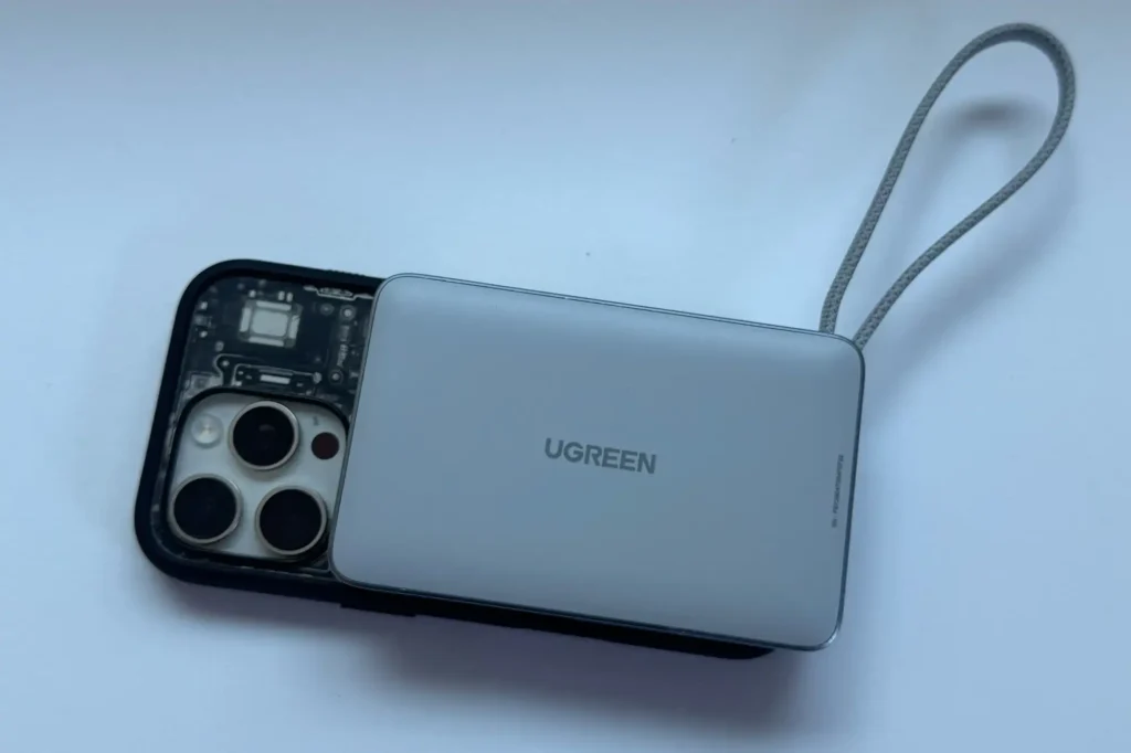 Ugreen MagFlow 10K Qi2 Power Bank