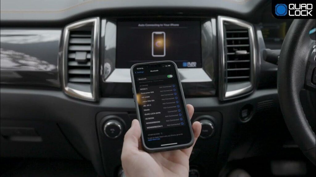 Quad Lock Wireless CarPlay / Android Auto Adaptor