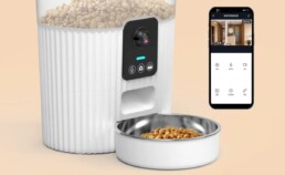 Smart Pet Feeders With Camera Controlled